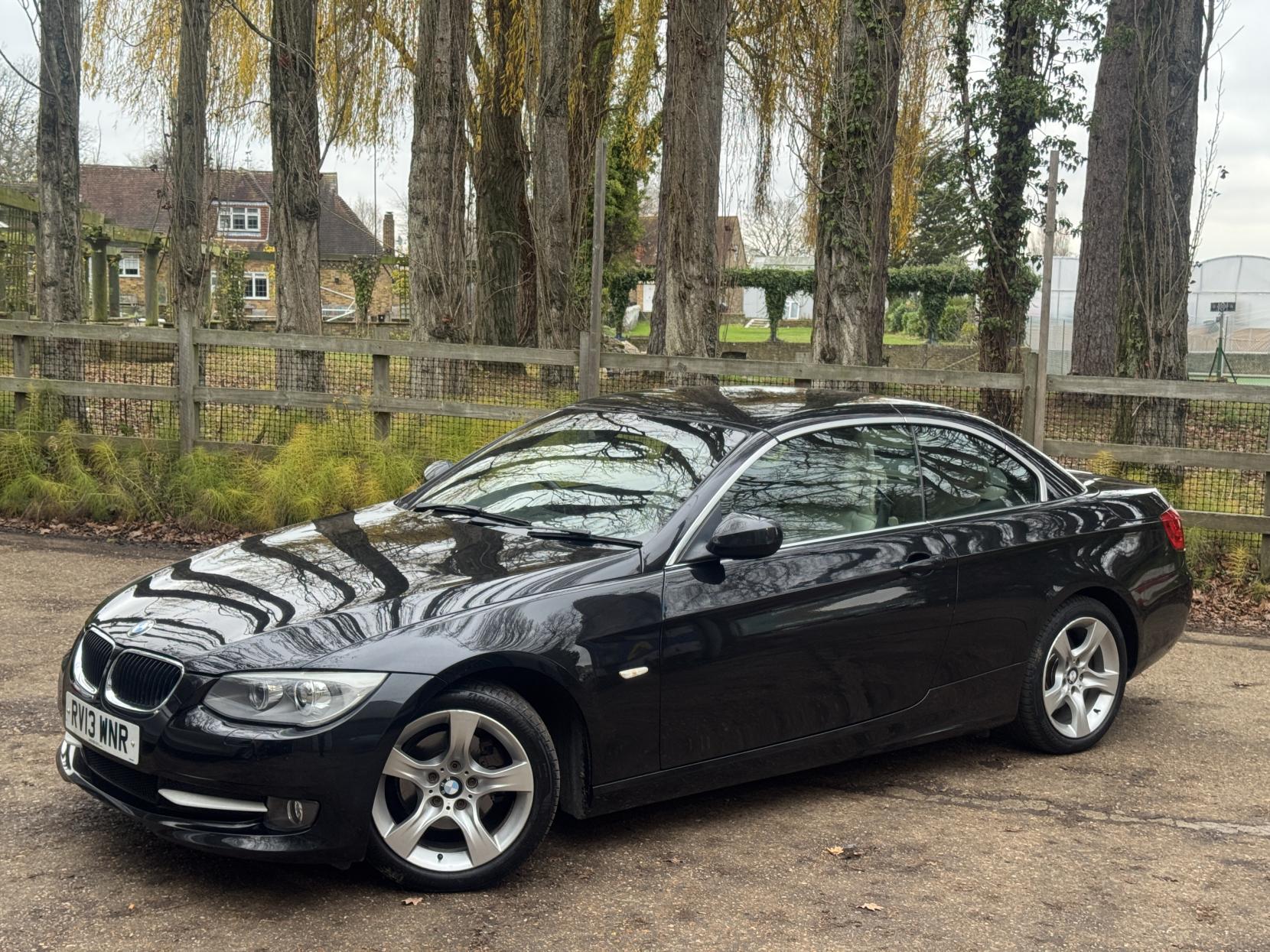 BMW 3 Series 2.0 320i SE Convertible 2dr Petrol Auto Euro 5 (170 ps)