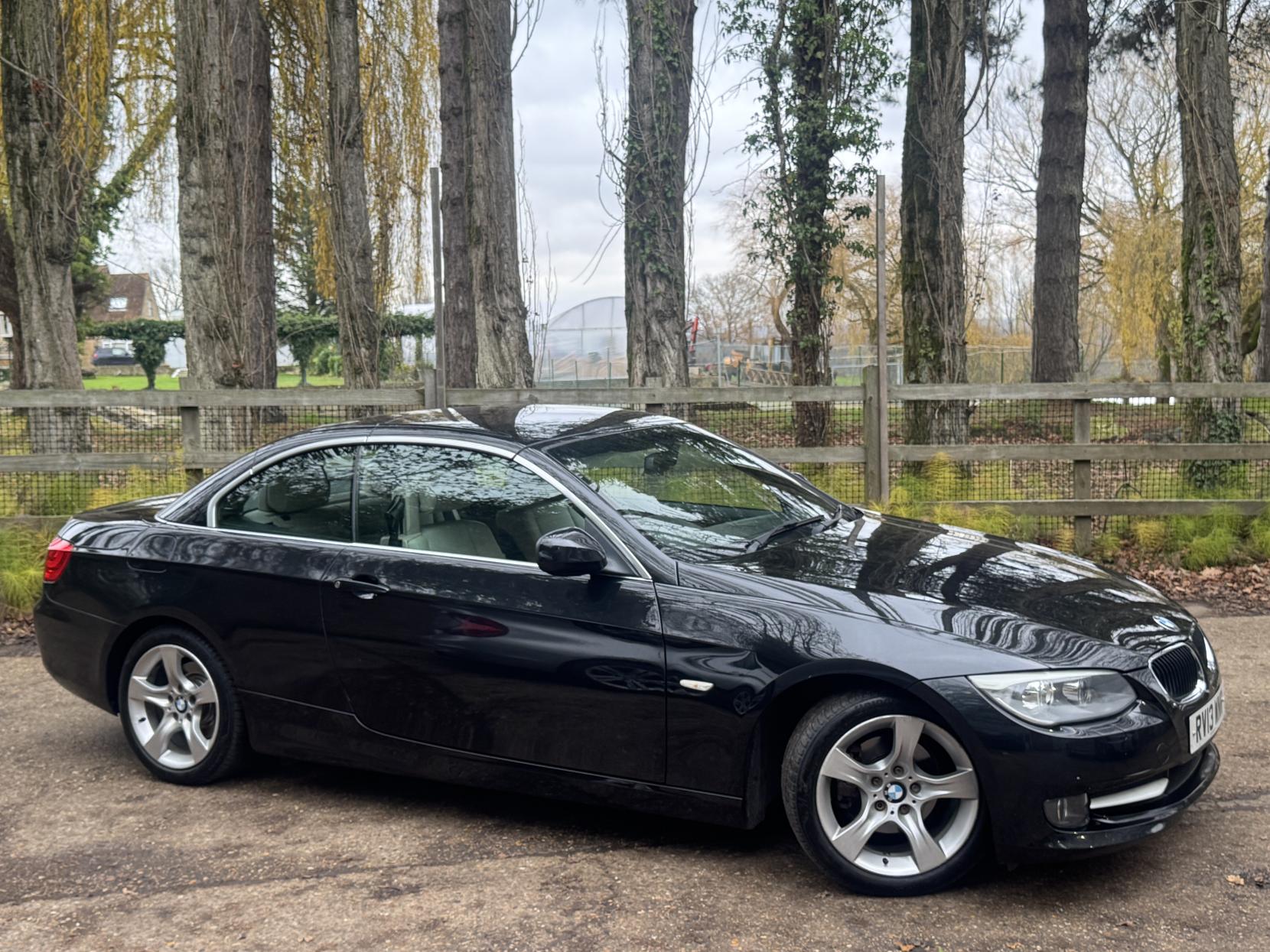 BMW 3 Series 2.0 320i SE Convertible 2dr Petrol Auto Euro 5 (170 ps)