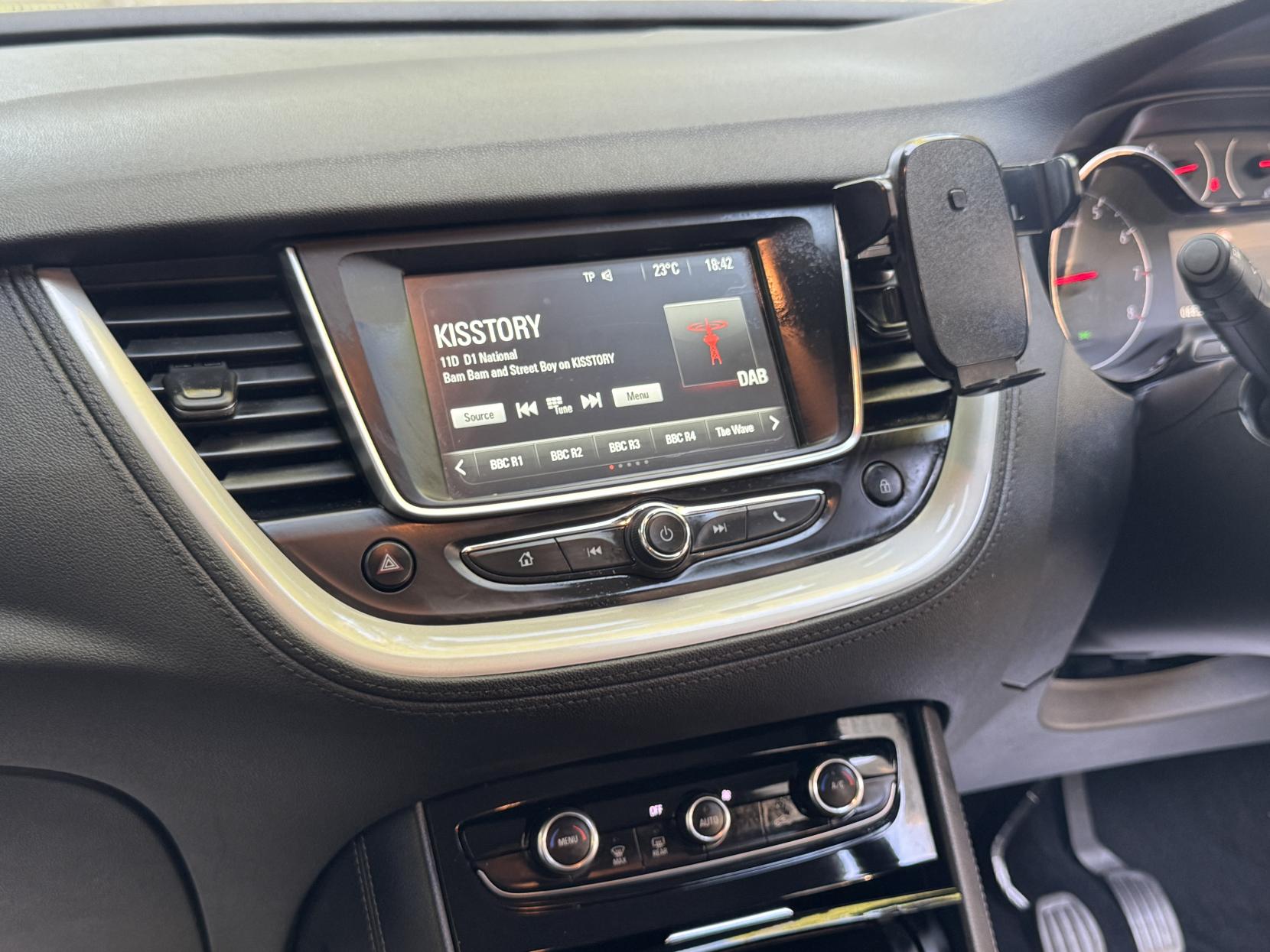 Vauxhall Grandland X 1.2 Turbo GPF SE SUV 5dr Petrol Manual Euro 6 (s/s) (130 ps)