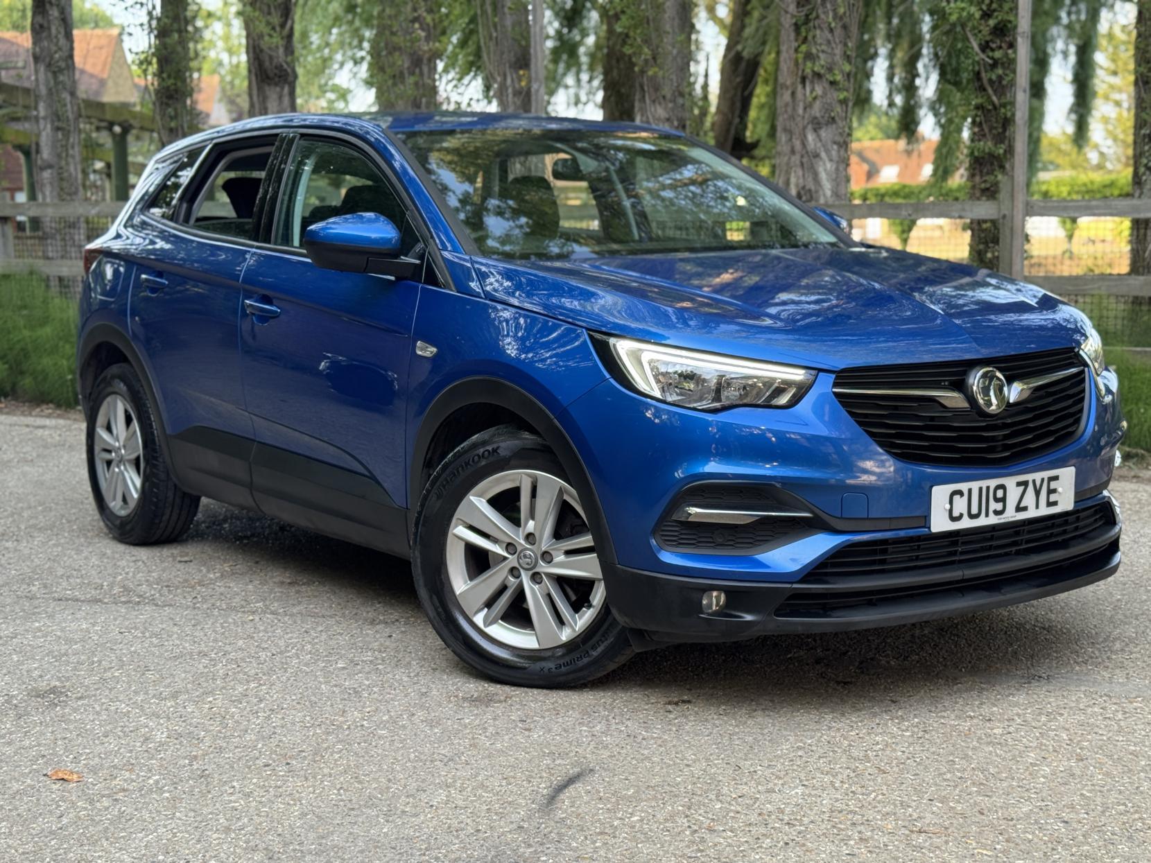 Vauxhall Grandland X 1.2 Turbo GPF SE SUV 5dr Petrol Manual Euro 6 (s/s) (130 ps)