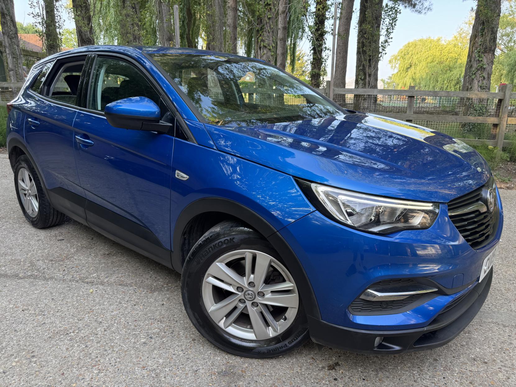 Vauxhall Grandland X 1.2 Turbo GPF SE SUV 5dr Petrol Manual Euro 6 (s/s) (130 ps)