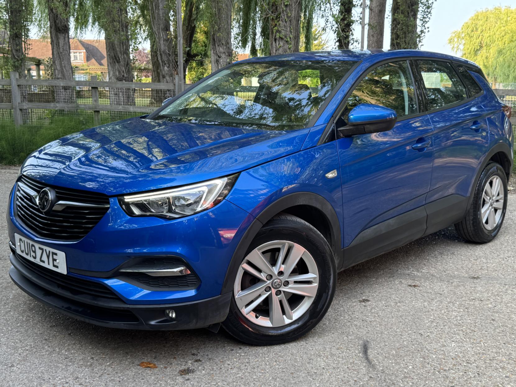 Vauxhall Grandland X 1.2 Turbo GPF SE SUV 5dr Petrol Manual Euro 6 (s/s) (130 ps)