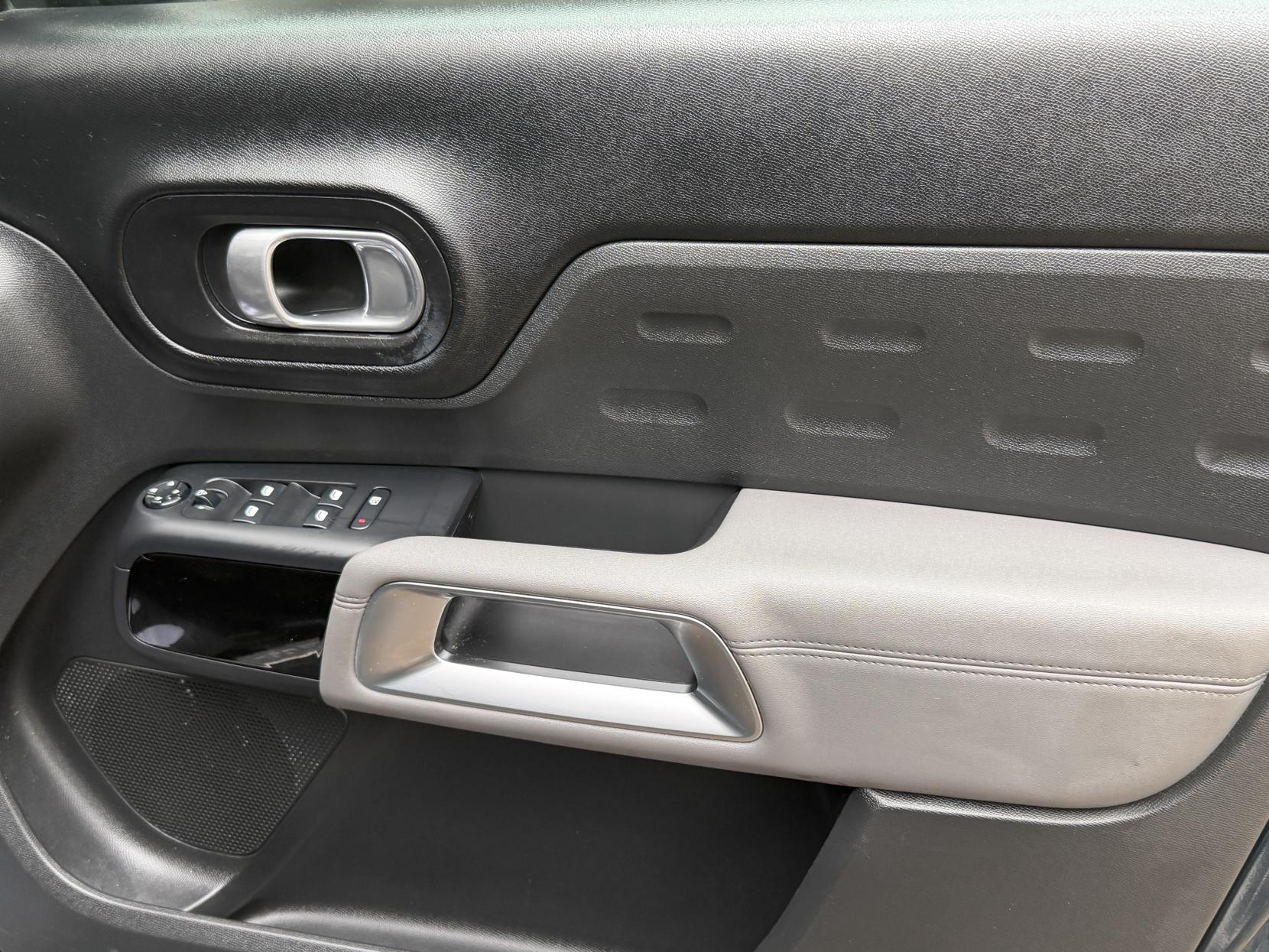 Citroen C5 Aircross 1.2 PureTech Flair SUV 5dr Petrol Manual Euro 6 (s/s) (130 ps)